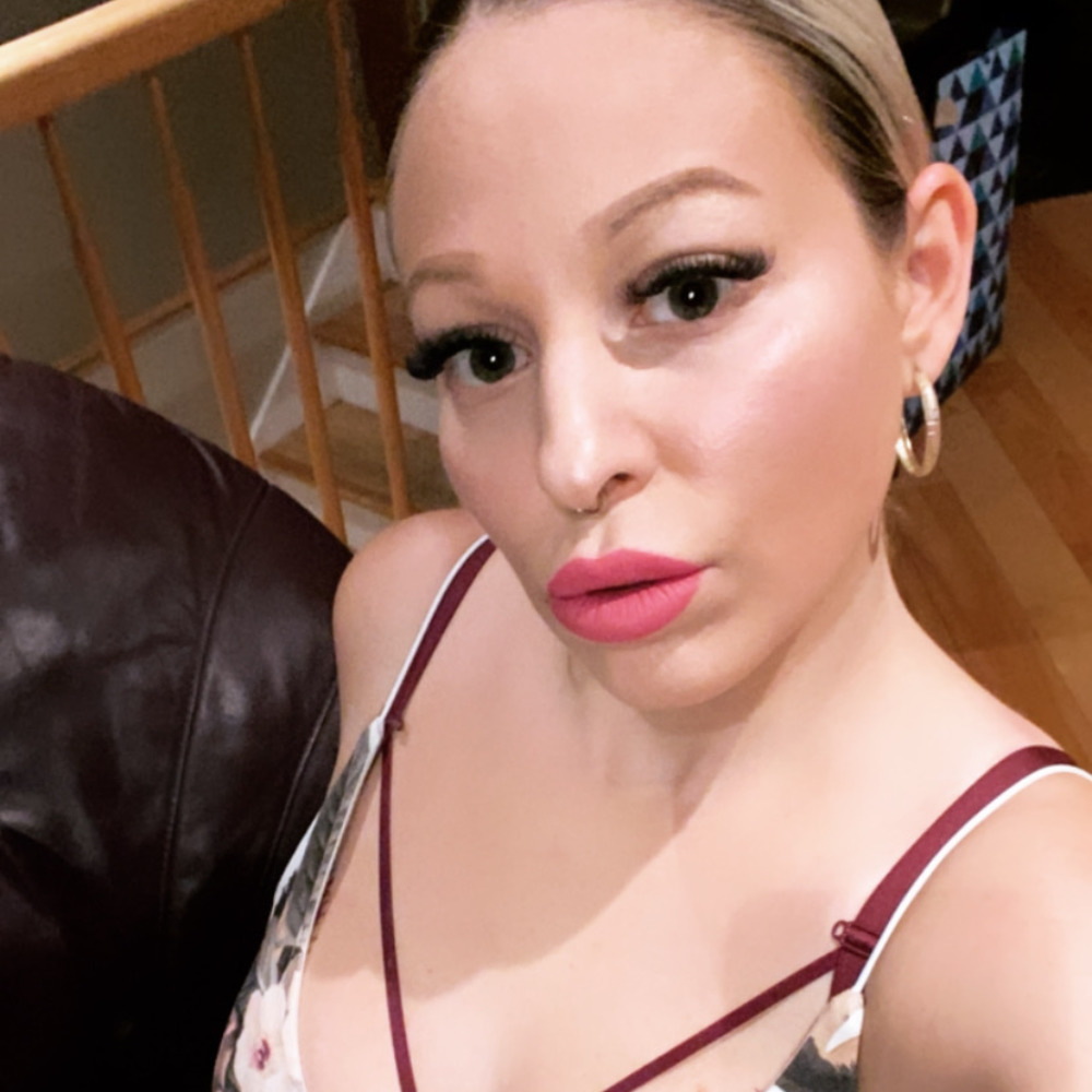 Meet your Posher, Oana-irina